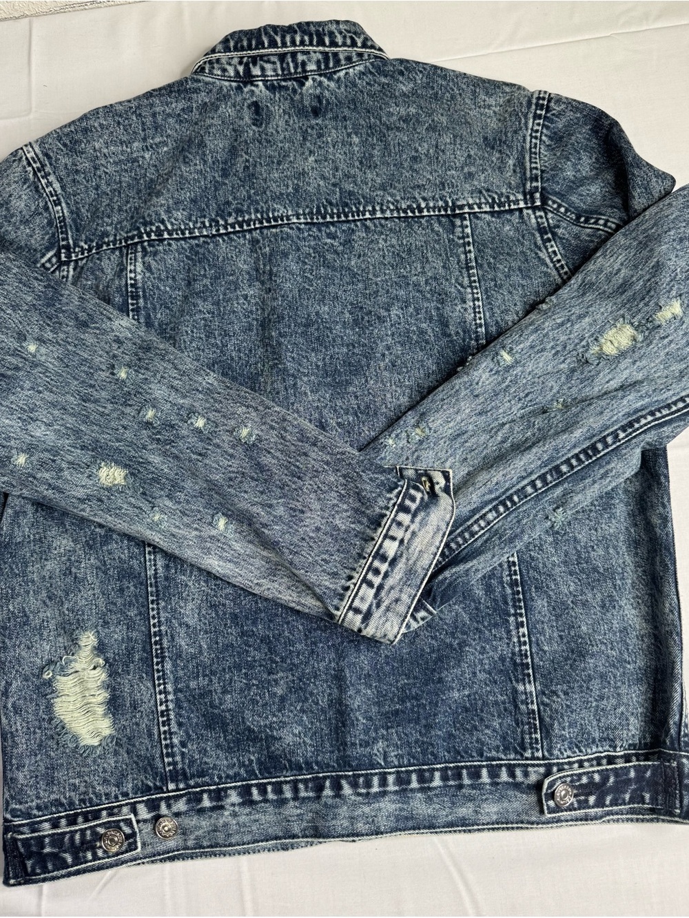 PacSun Distressed Acid-Wash Denim Jacket - Light Blue - Picture 8 of 10